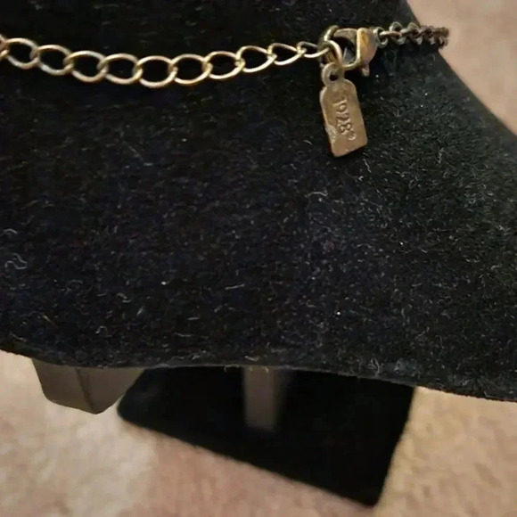 Cross Necklace‎ - Picture 5 of 5